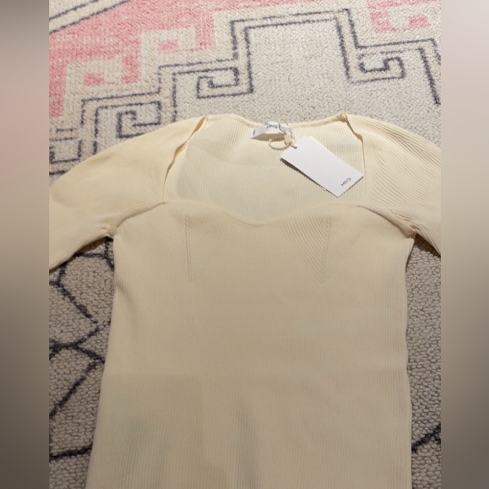 Ming Wang Cream Long Sleeve Top
